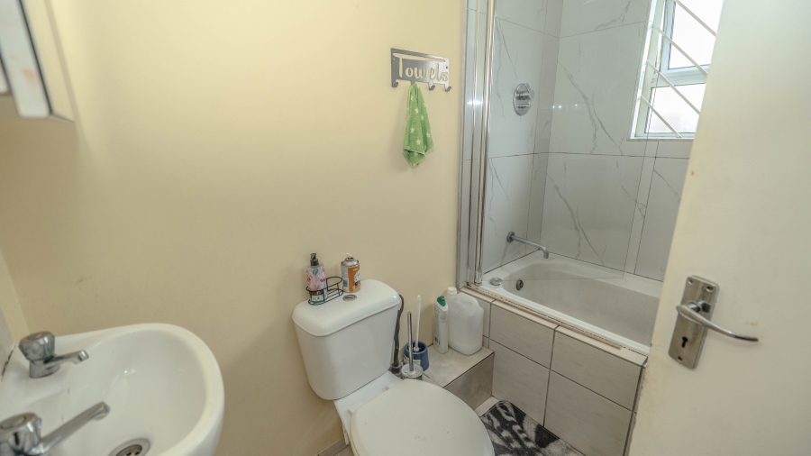 2 Bedroom Property for Sale in Sunset Glen Western Cape